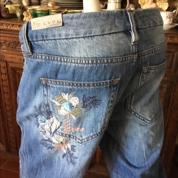 Jeans Liverpool - Picture 3 of 8